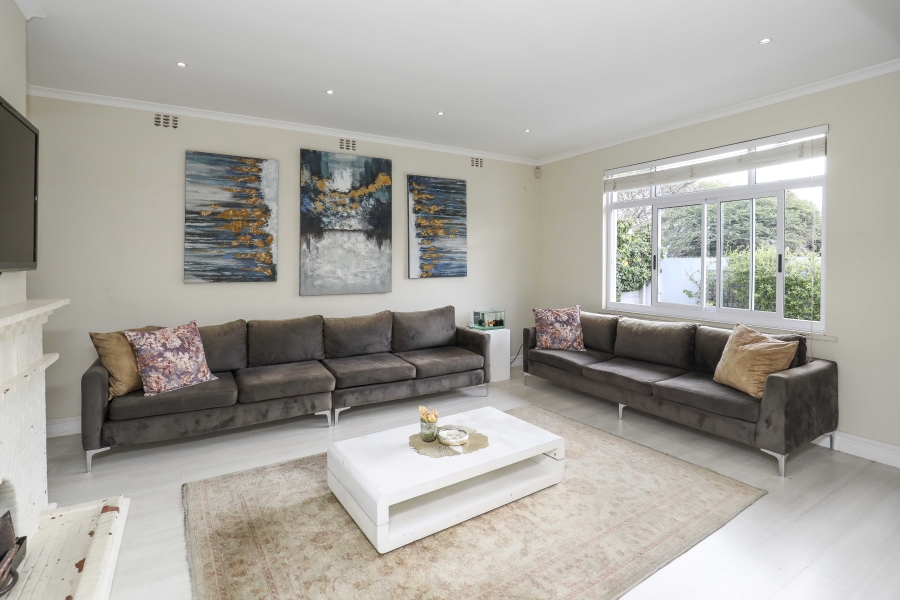 3 Bedroom Property for Sale in Claremont Western Cape